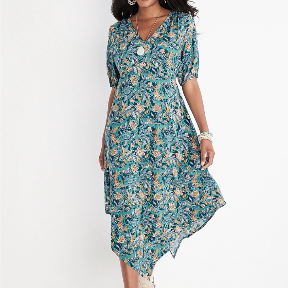 Maurices Floral V Neck Midi Dress Size M